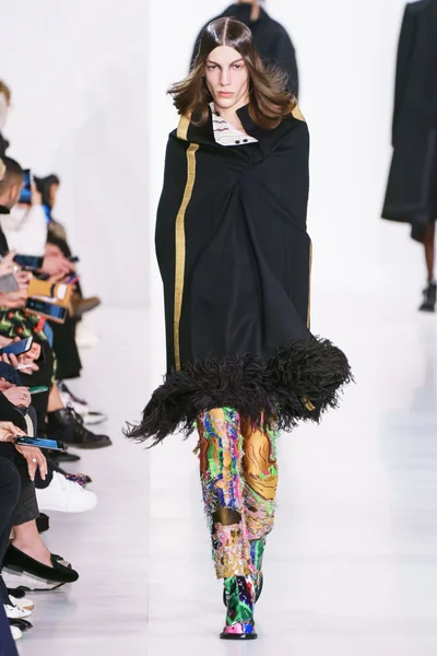 Look 38